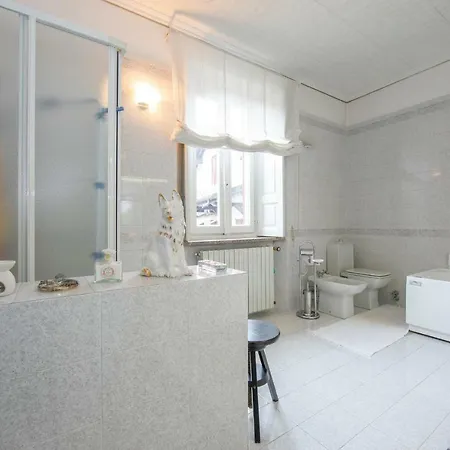 Sleeps 6 Wifi Appartement